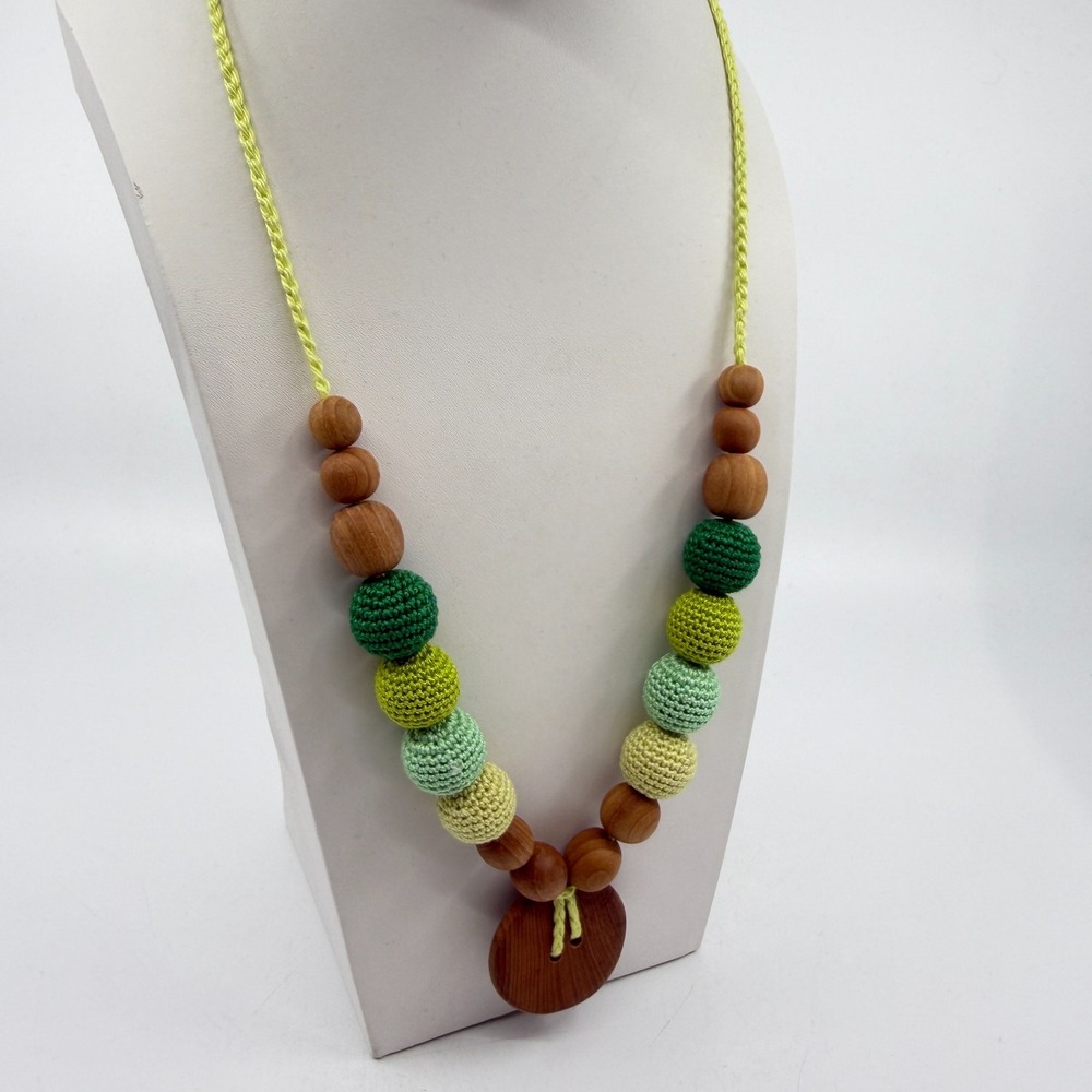 Y2K Ombre Green Crochet Bead & Wood Statement Necklace Artisan Jewelry Gift - Picture 7 of 15